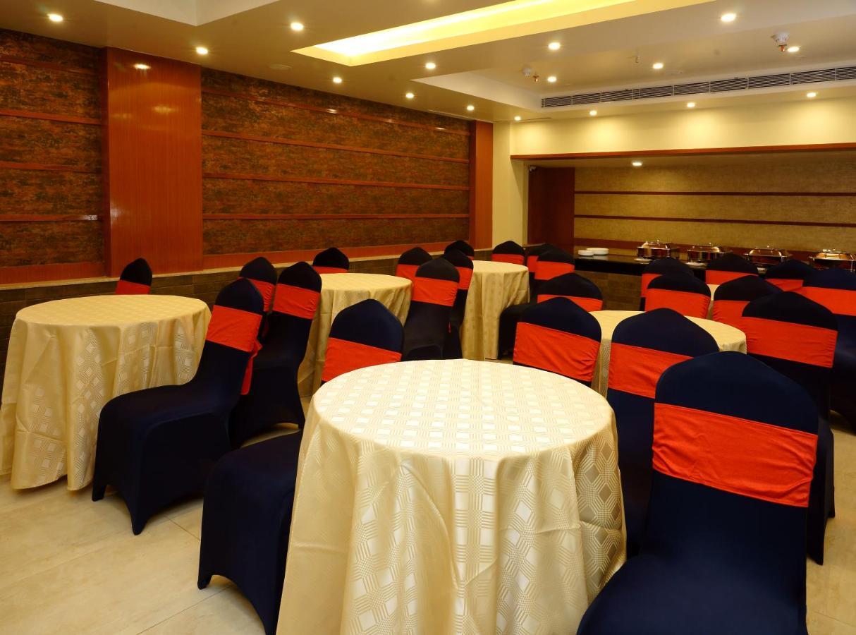Amalfi Grand Hotel Patna  Cameră foto